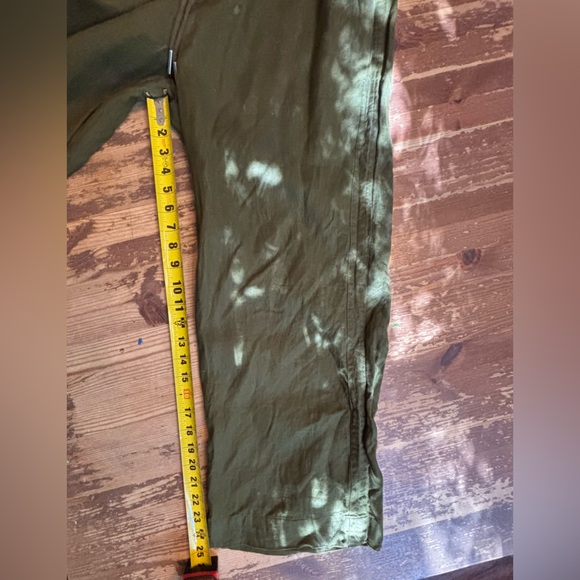 Quince Linen Trousers in Olive green. Large - Picture 2 of 5